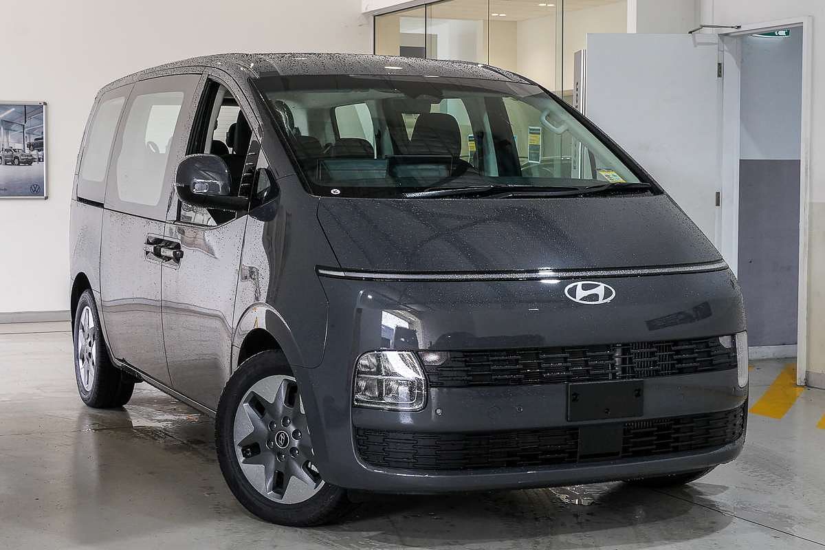 2026 Hyundai STARIA US4.V4