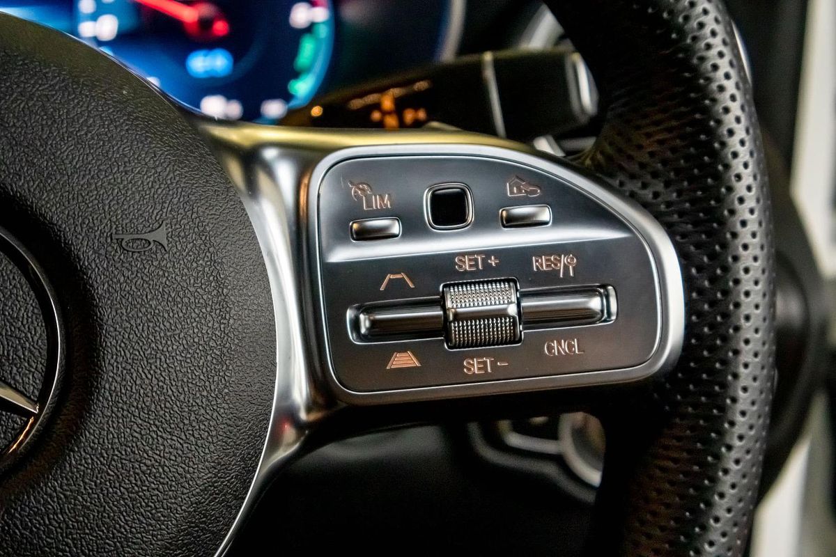 X253 801MY GLC300 e WAG 9G 9sp 2.0T/90kW Hybr