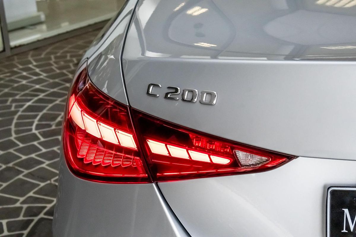 W206 802MY C200 SED 4dr 9G 9sp 1.5T/15kW