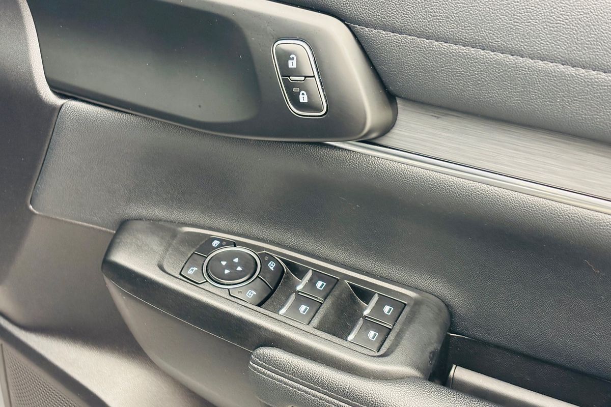 Ford Everest 2024.50 SUV TREND . 2.0L BiT DSL 10 SPD AUTO 4X4 .