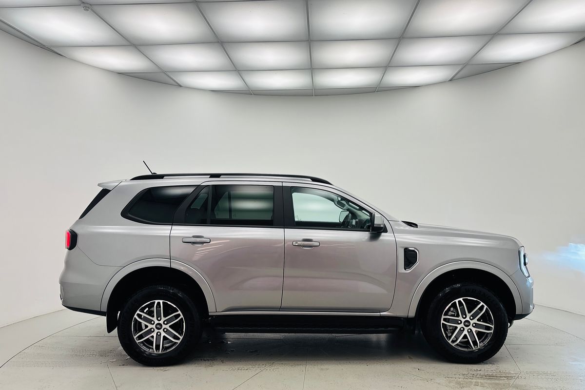 Ford Everest 2024.50 SUV TREND . 2.0L BiT DSL 10 SPD AUTO 4X4 .