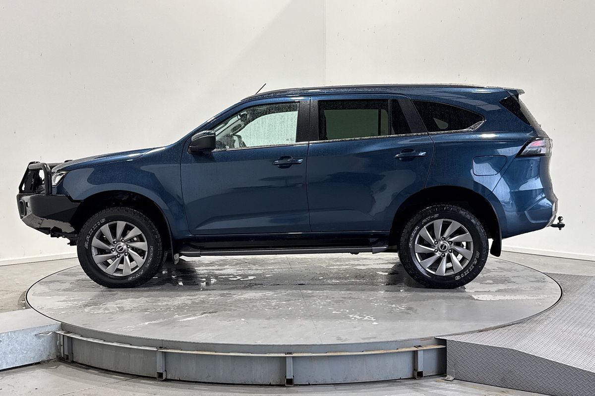 2023 Isuzu MU-X LS-U