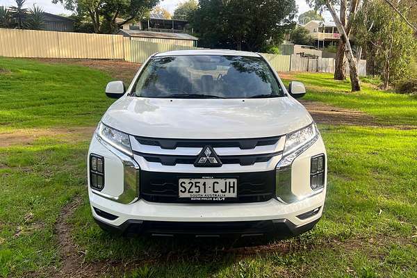 2020 Mitsubishi ASX ES XD thumb-1