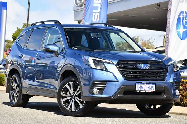 2023 Subaru Forester 2.5i Premium S5