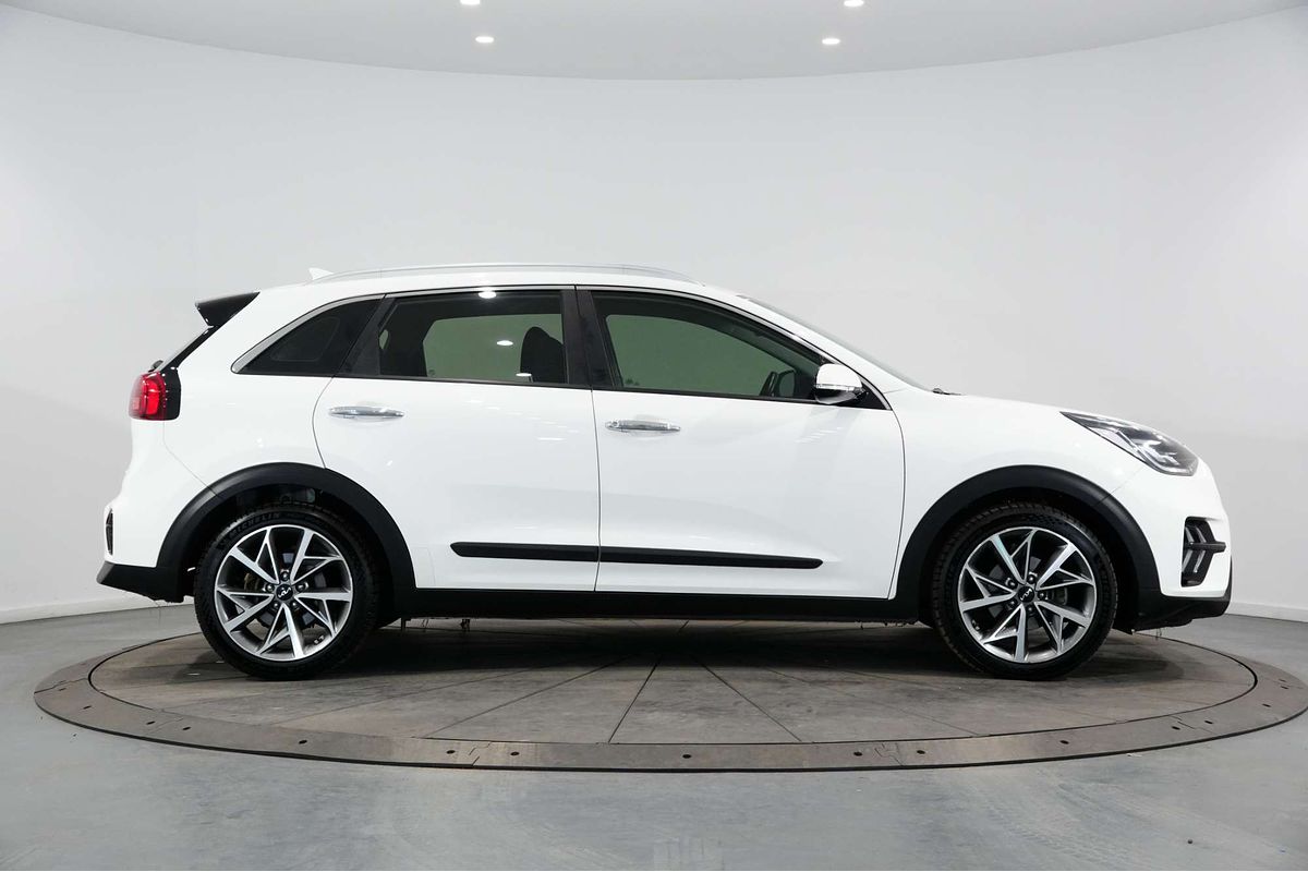 2021 Kia Niro Hybrid Sport DE