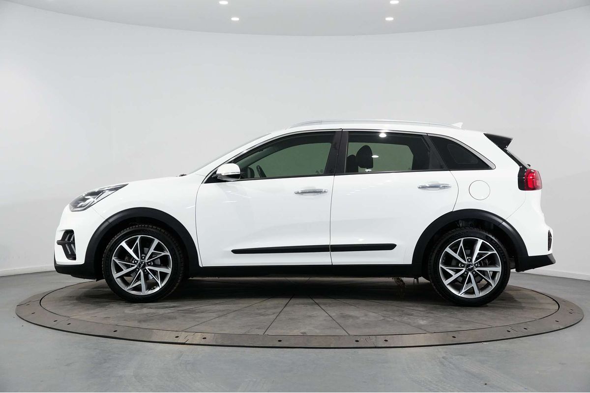 2021 Kia Niro Hybrid Sport DE
