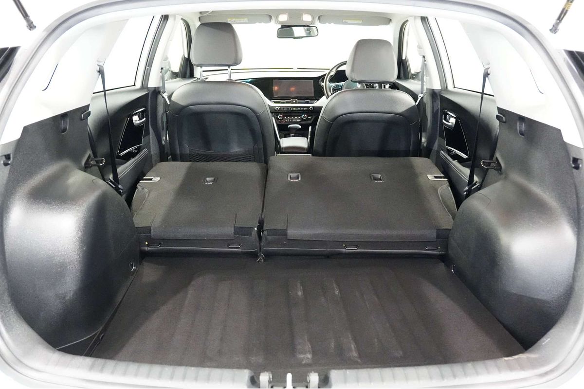 2021 Kia Niro Hybrid Sport DE