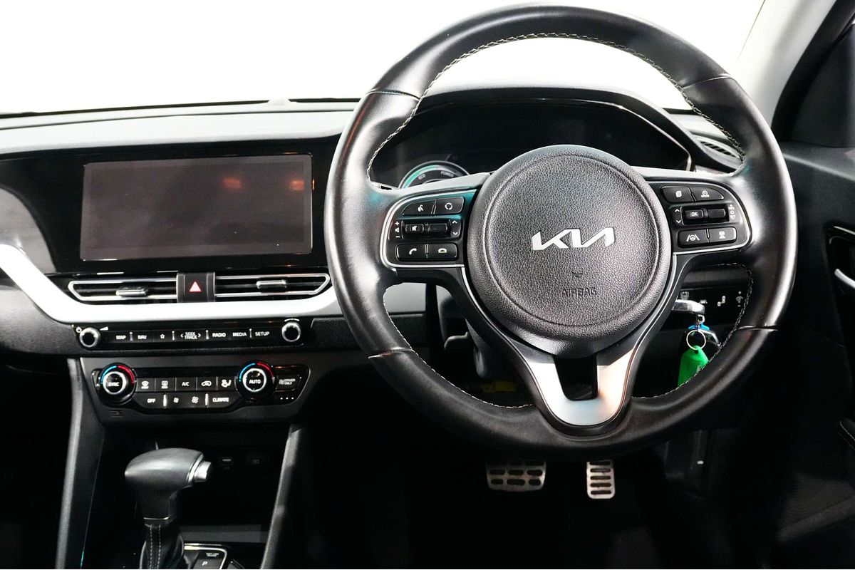2021 Kia Niro Hybrid Sport DE