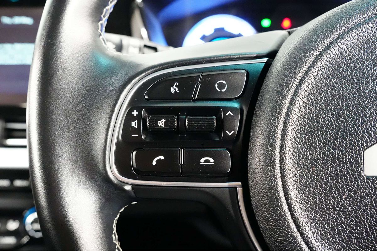 2021 Kia Niro Hybrid Sport DE