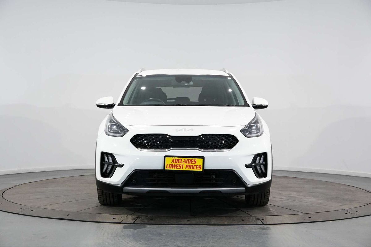 2022 Kia Niro Hybrid Sport DE