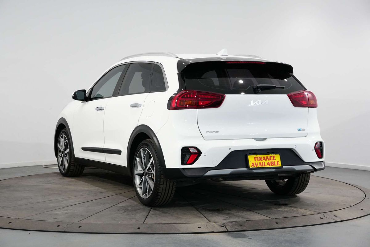 2022 Kia Niro Hybrid Sport DE