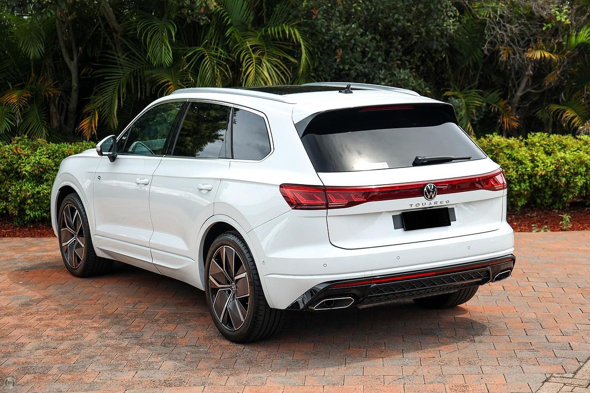2024 Volkswagen Touareg 210TDI R-Line RC