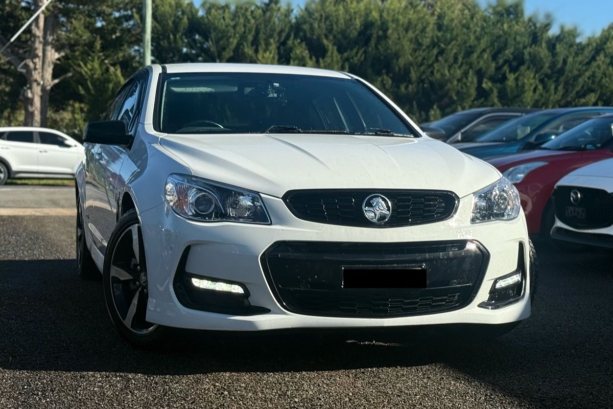 2016 Holden Commodore SV6 Black VF Series II