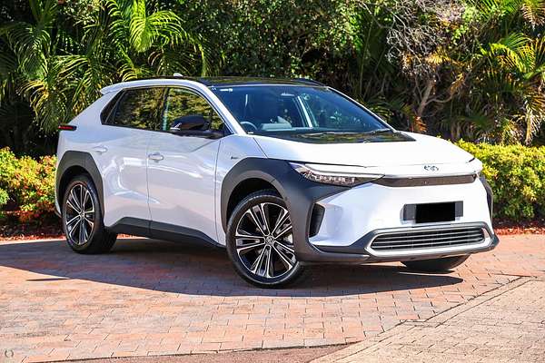 2024 Toyota bZ4X YEAM15R