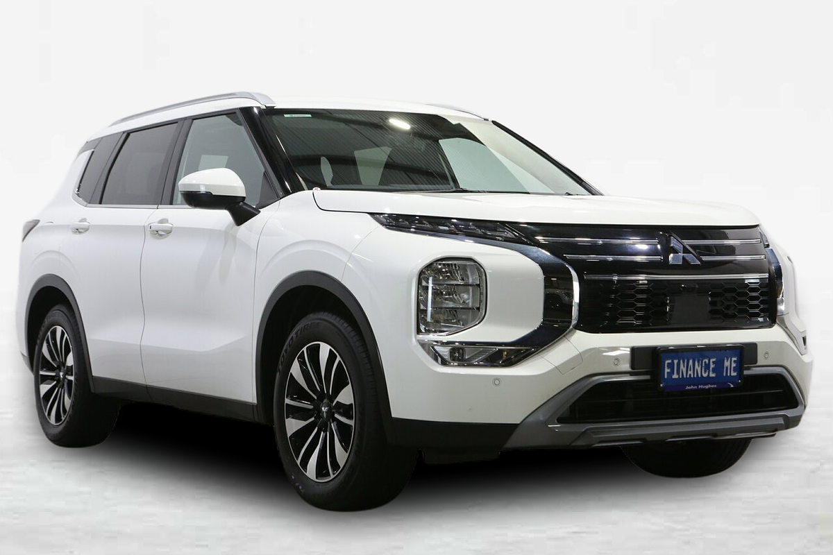 2025 Mitsubishi Outlander LS ZM