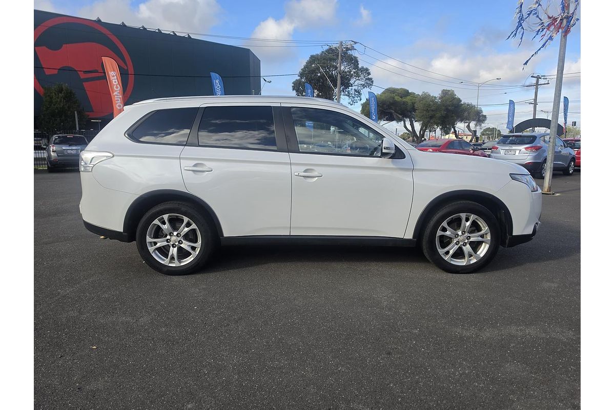 2015 Mitsubishi Outlander LS ZJ