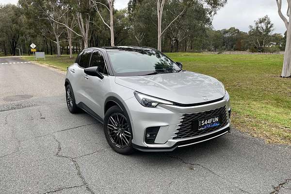 2024 Lexus LBX Sports Luxury MAYH15R