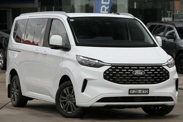 2025 Ford Tourneo Titanium X AV SWB