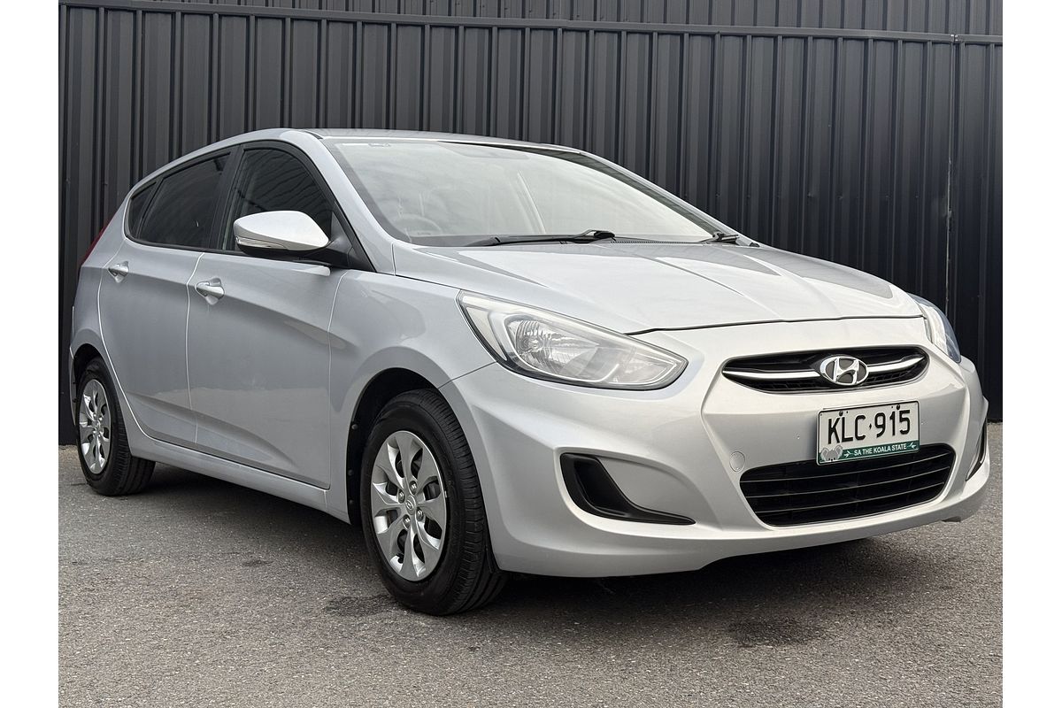 2016 Hyundai Accent Active RB3