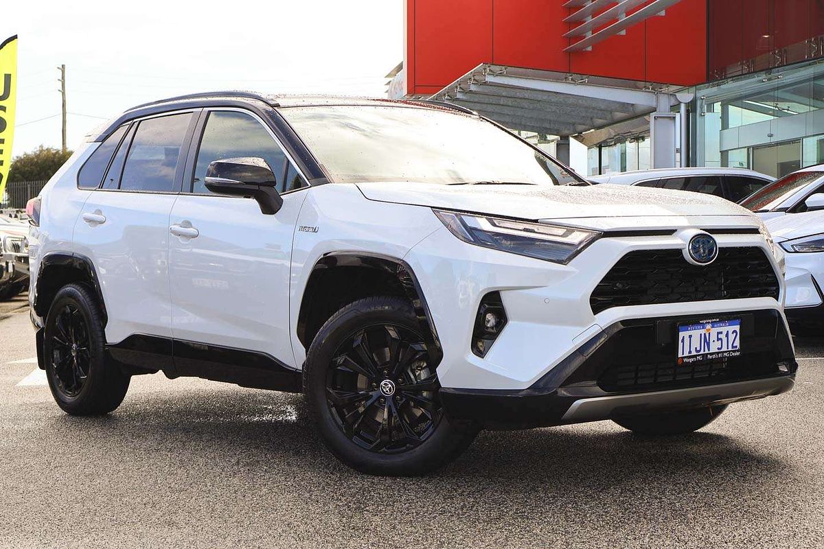 2024 Toyota RAV4 XSE AXAH52R