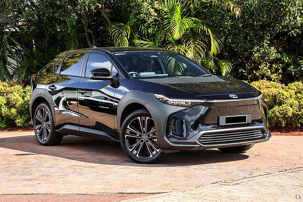 2024 Toyota bZ4X XEAM10R