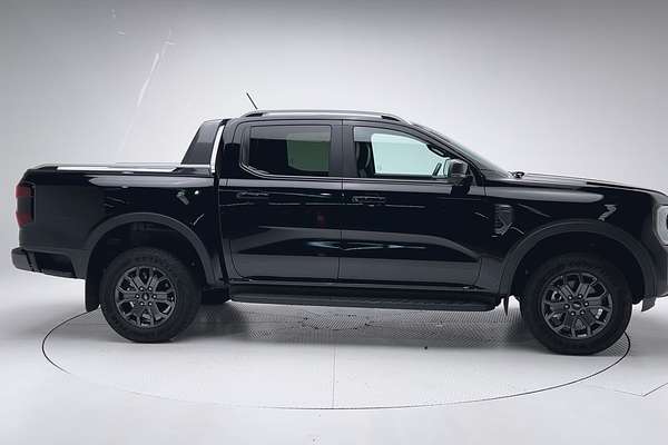 2025 Ford Ranger Wildtrak 4X4 2.0L thumb-8