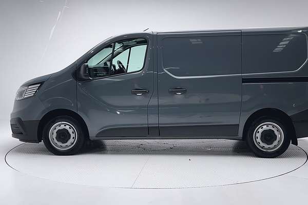 2022 Renault Trafic Pro X82 SWB Low Roof thumb-4