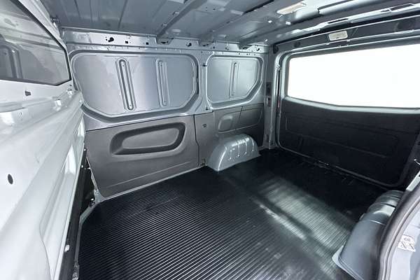 2022 Renault Trafic Pro X82 SWB Low Roof thumb-10