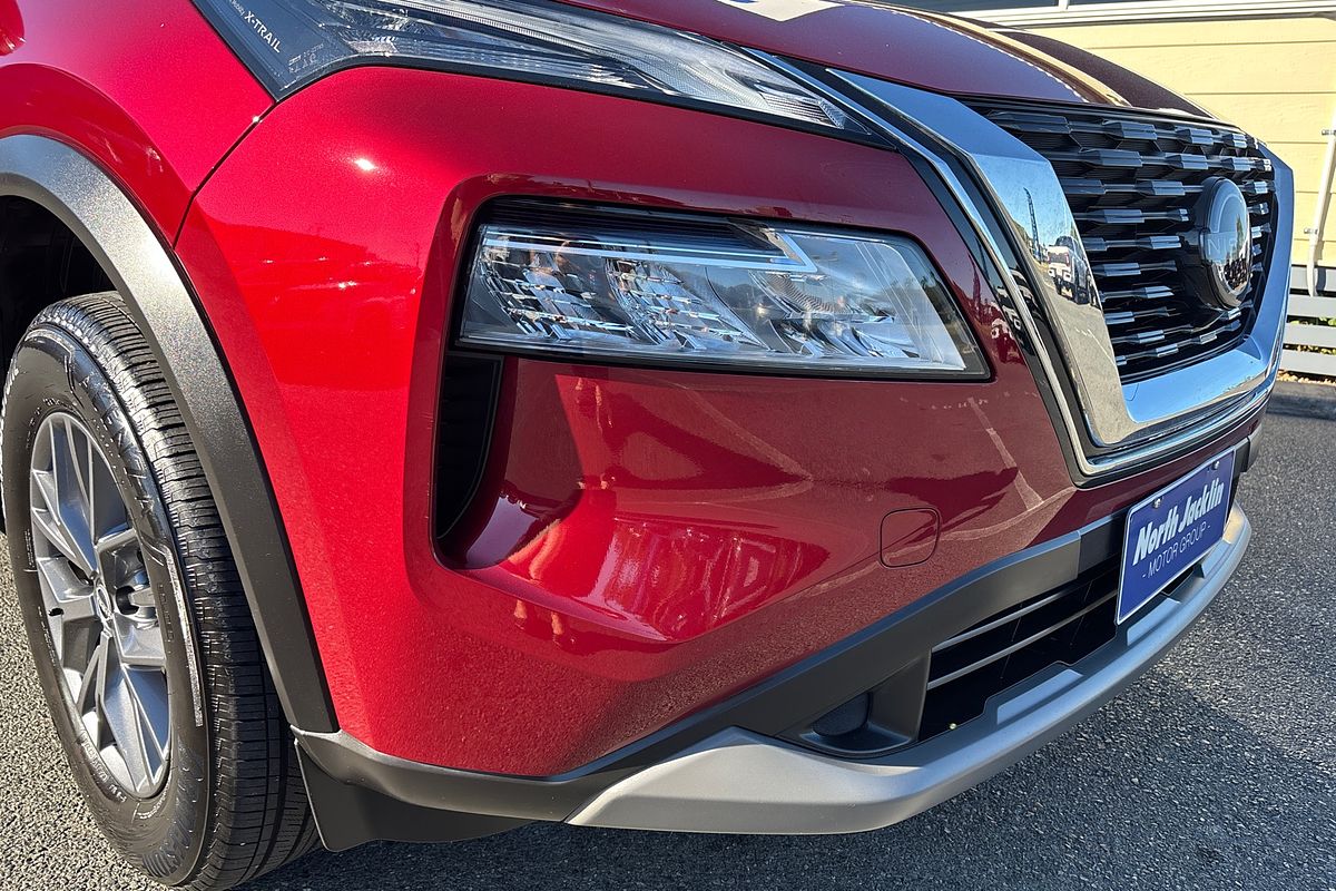 2025 Nissan X-TRAIL ST T33