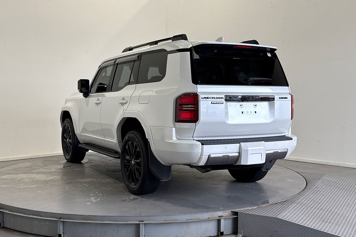 2024 Toyota Landcruiser Prado Kakadu GDJ251R