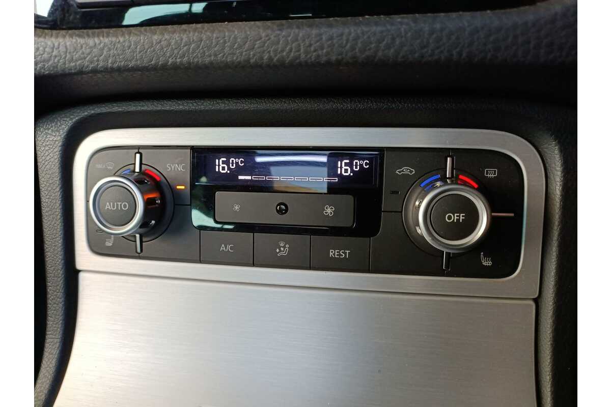 2014 Volkswagen Touareg V8 TDI R-Line 7P