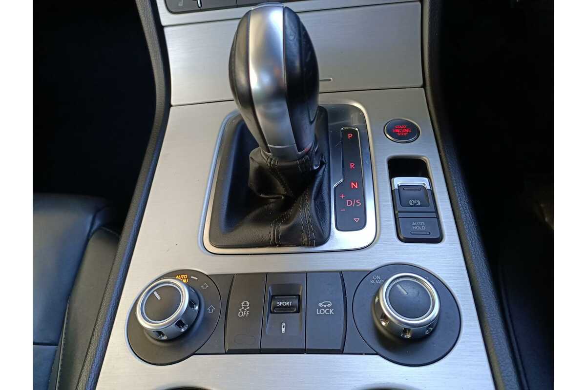 2014 Volkswagen Touareg V8 TDI R-Line 7P