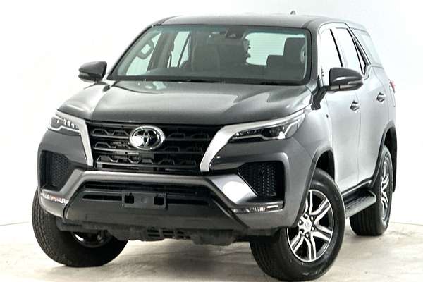2024 Toyota Fortuner GX GUN156R