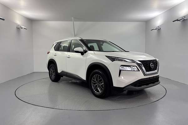 2025 Nissan X-TRAIL ST T33