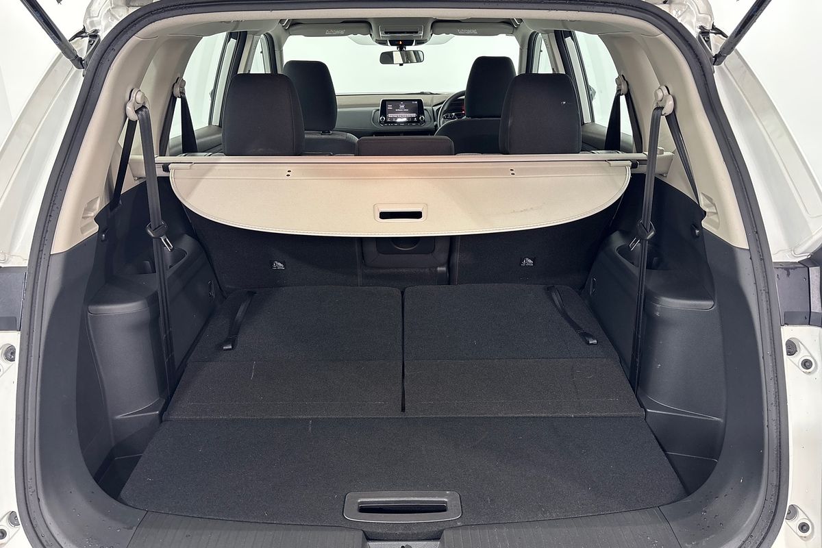 2025 Nissan X-TRAIL ST T33