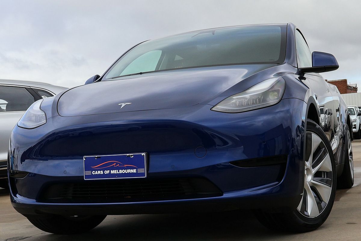 2024 Tesla Model Y Rear-Wheel Drive