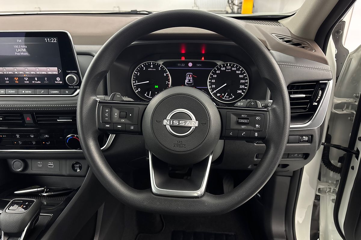 2025 Nissan X-TRAIL ST T33