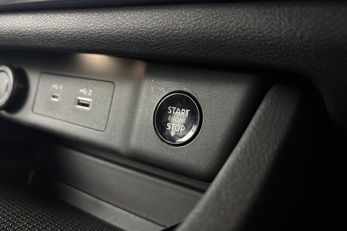 2025 Nissan X-TRAIL ST T33