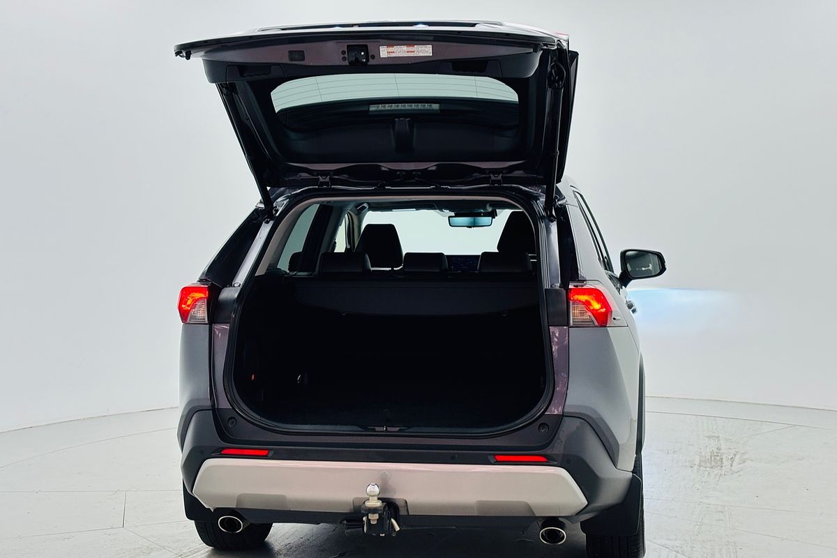 RAV4 Hybrid Cruiser-AWD 2.5L Auto CVT 5 Door Wagon