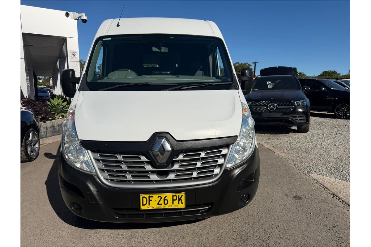 2015 Renault Master X62 MWB Mid Roof
