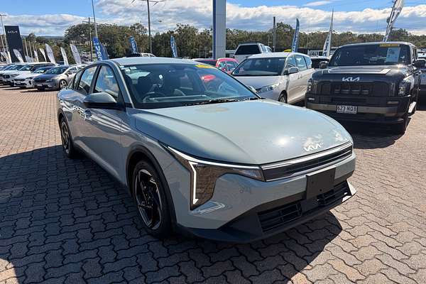2025 Kia K4 Sport CL4m
