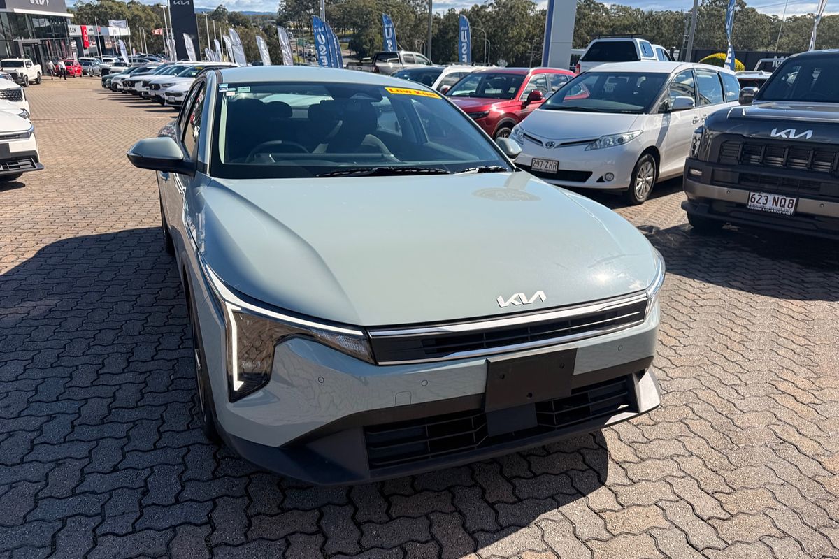 2025 Kia K4 Sport CL4m