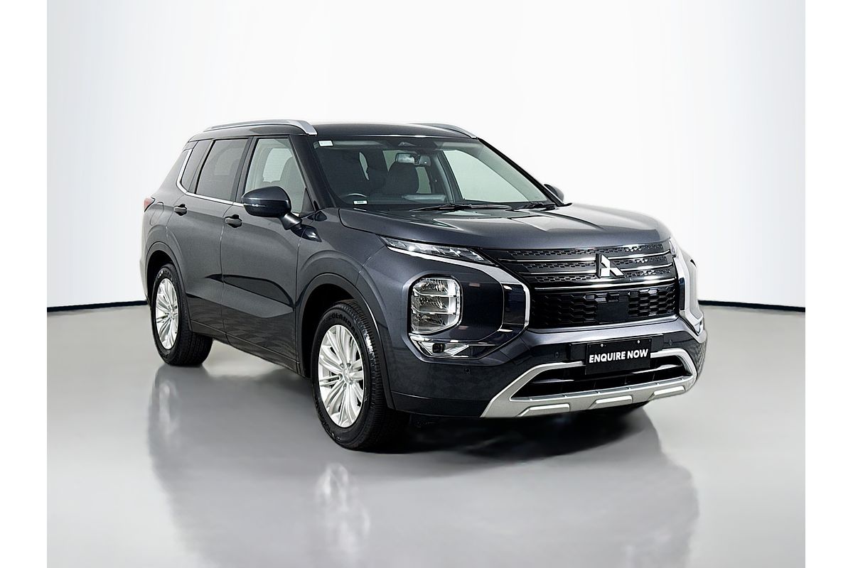 2024 Mitsubishi Outlander LS ZM