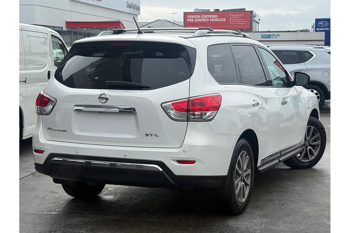 2014 Nissan Pathfinder ST-L R52
