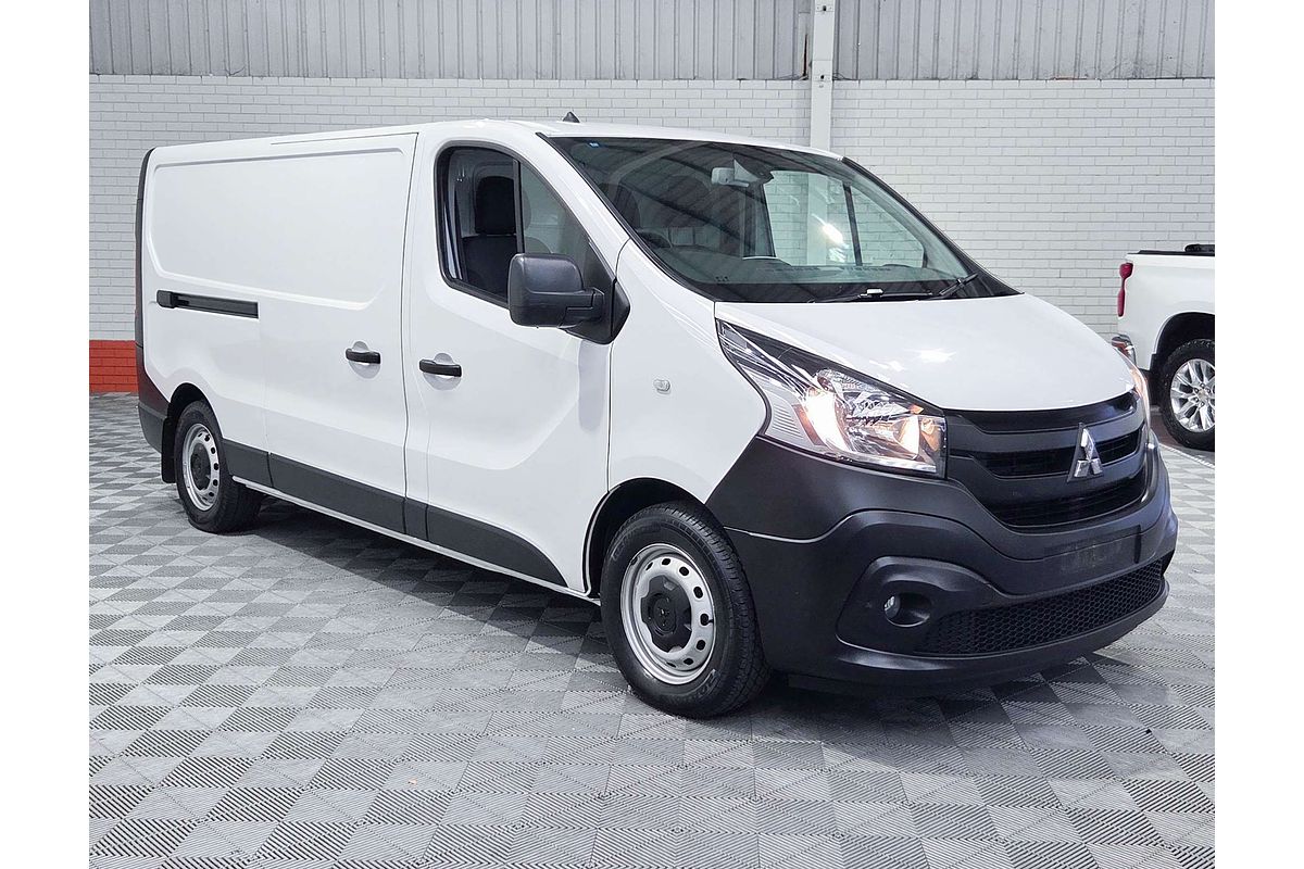 2021 Mitsubishi Express GLX+ SN LWB