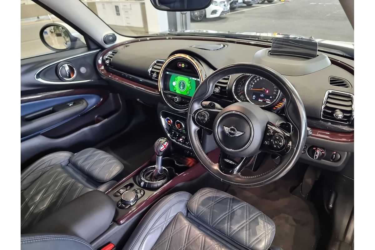 2017 MINI Clubman Cooper S F54