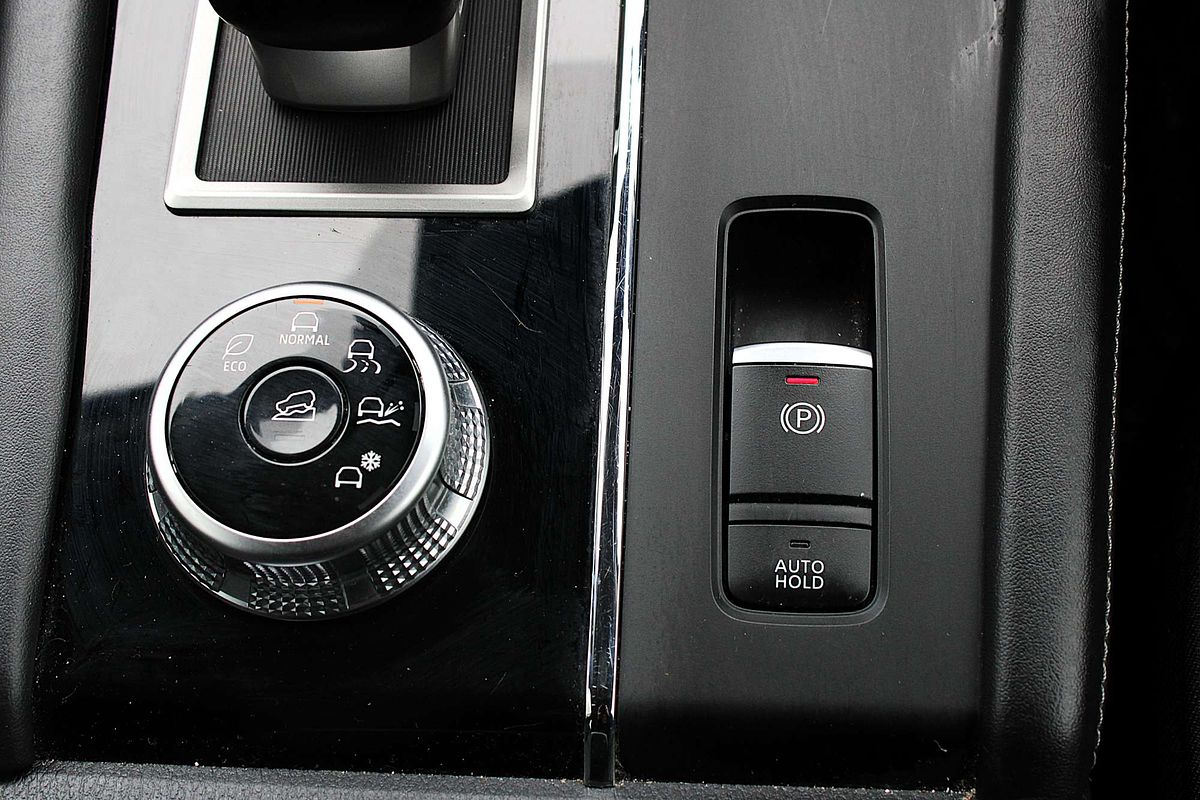 2024 Mitsubishi Outlander LS ZM