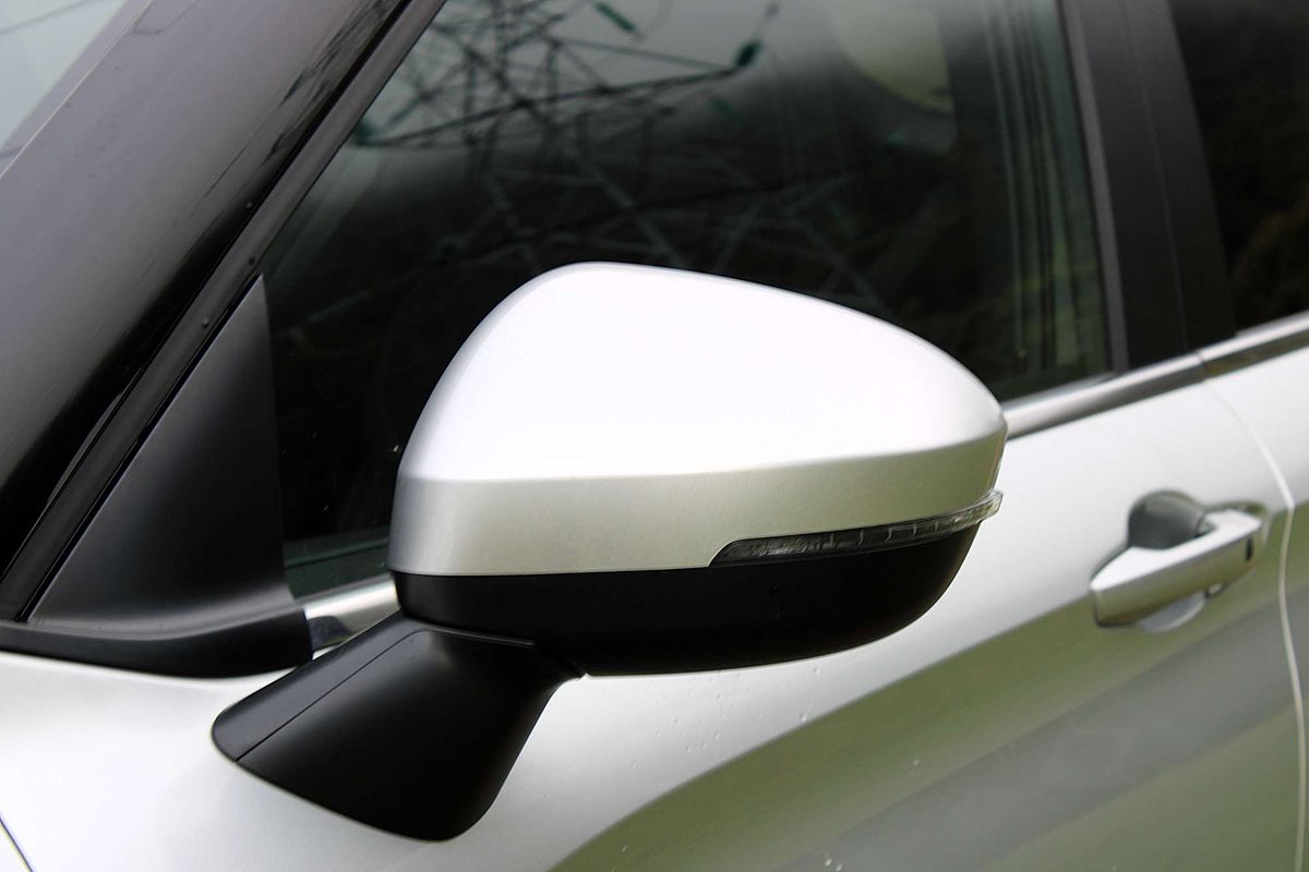 2024 Mitsubishi Outlander LS ZM