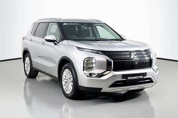 2024 Mitsubishi Outlander LS ZM