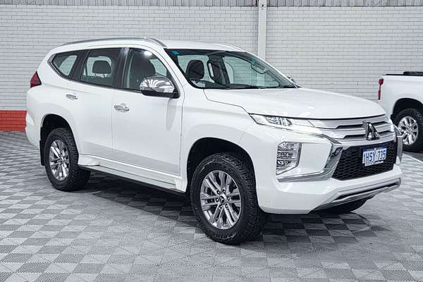 2022 Mitsubishi Pajero Sport GLX QF